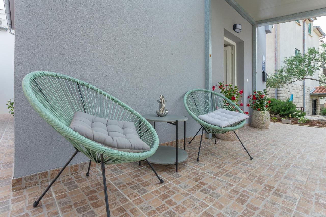 Just4Us Villa Srima Exterior photo